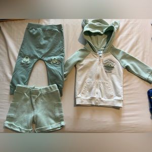 Baby Yoda set